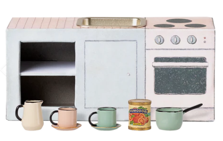 Maileg kitchen counter