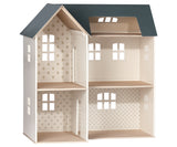 Maileg dollhouse