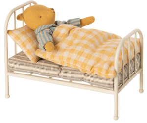 Maileg Teddy Junior Vintage Bed AW 20 *Last one*